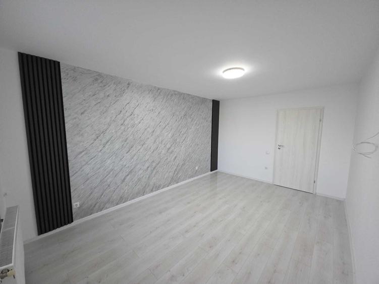 Apartament cu 2 camere decomandat în Trivale