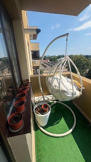 Apartament cu 3 camere decomandat în Mihai Bravu