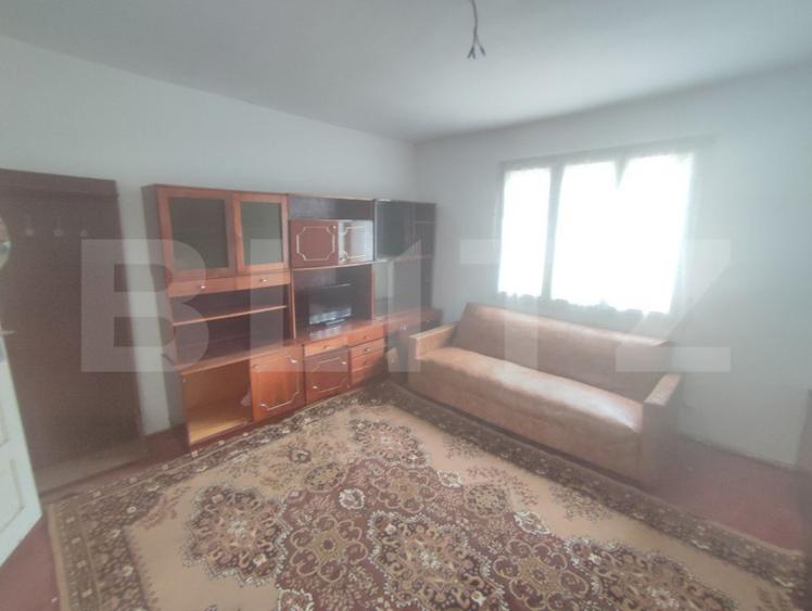 Casă cu 4 camere cu Teren 2610 Mp în Central