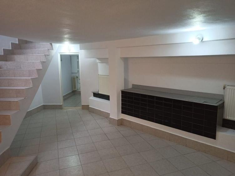 Spațiu comercial, de 32 mp, în Cetate