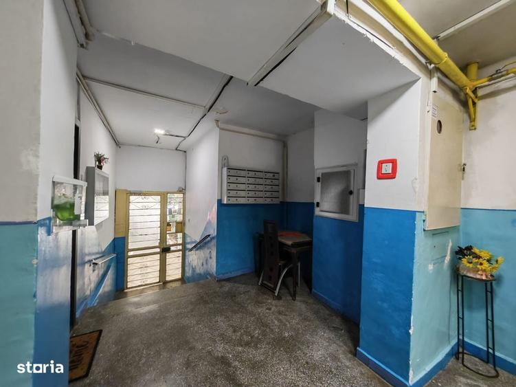 Apartament cu 3 camere semidecomandat în Drumul Taberei