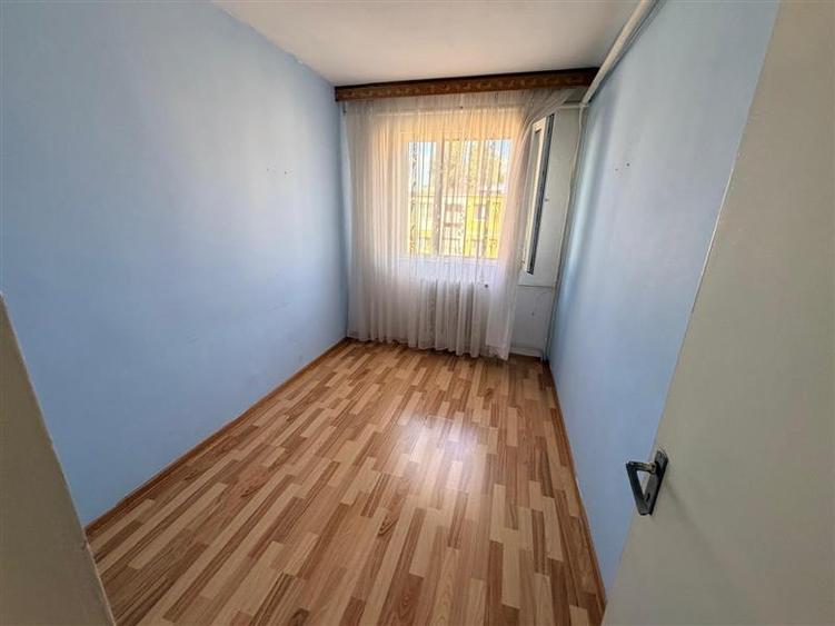 Apartament cu 3 camere Alexandru cel Bun  Piata Voievozilor - 10