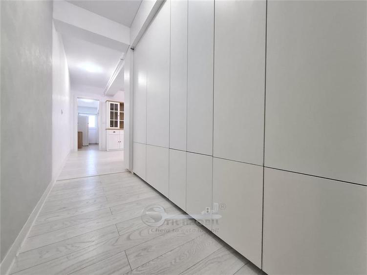 Apartament cu 2 camere semidecomandat, mobilat în Cug