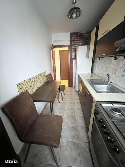 Apartament cu 2 camere decomandat în Ostroveni
