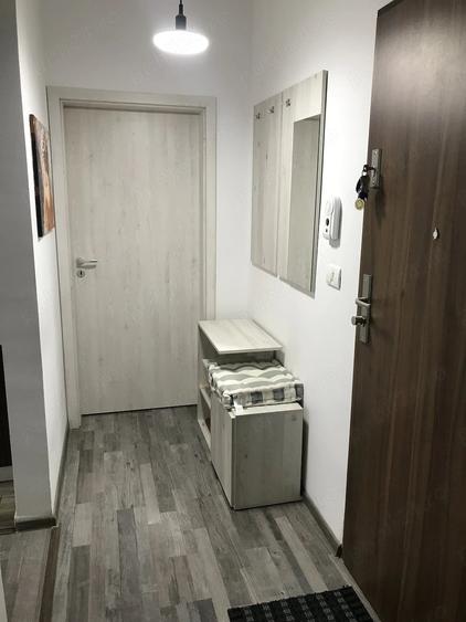 Apartament cu 3 camere decomandat în Soarelui