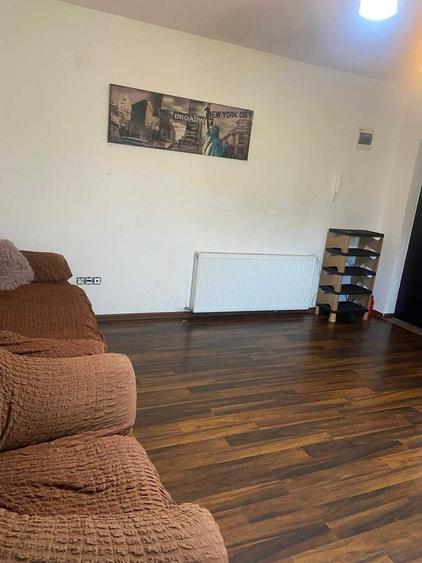 Apartament cu 2 camere decomandat în Zorilor