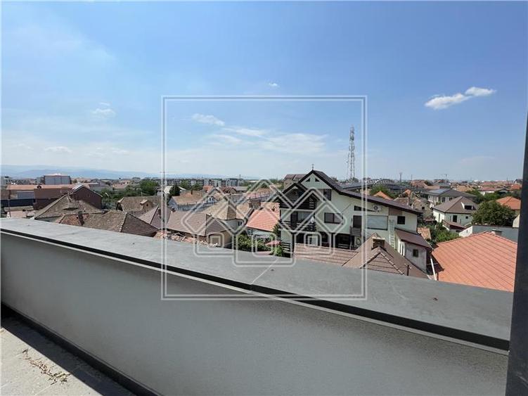Penthouse superb 3 camere, Calea Surii Mici | Bloc cu LIFT, 2 bai - 8
