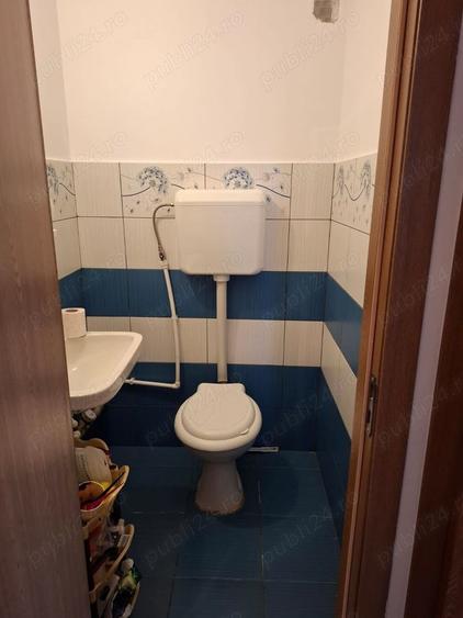 Apartament cu 3 camere decomandat în Iosia