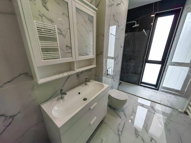 Apartament cu 4 camere decomandat în Iancu Nicolae