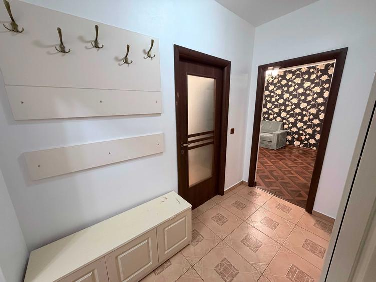 Apartament cu 2 camere decomandat în Berceni