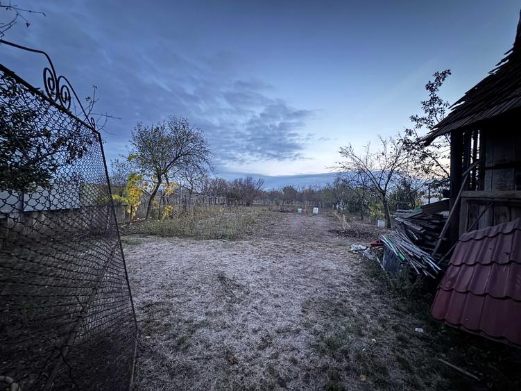 Casă cu 4 camere în Ineu