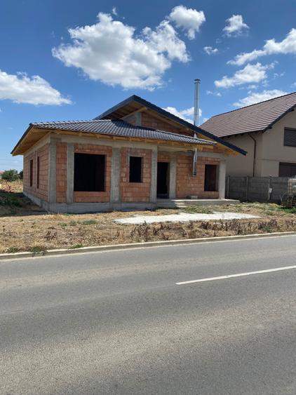 Casă cu 3 camere în Cihei