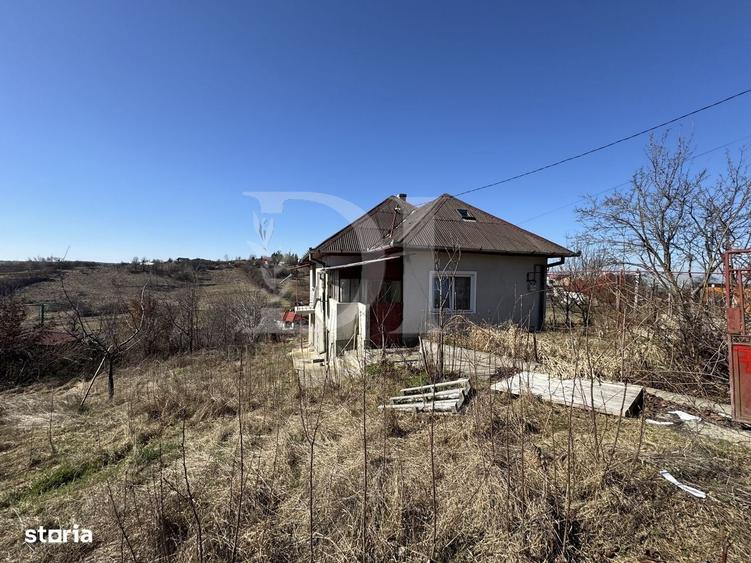 Casă cu 4 camere cu Teren 1000 Mp în Feleacu