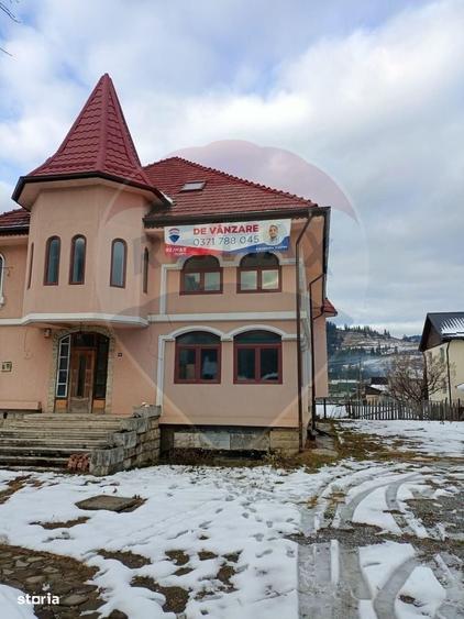 Casă cu 4 camere în Sadova