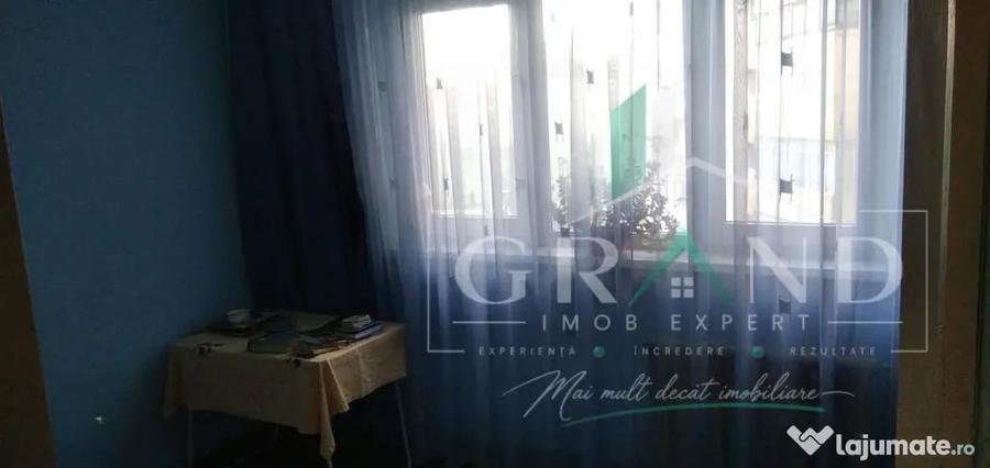 Apartament cu 4 camere decomandat în Mănăștur
