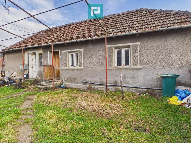 Casă individuală cu 6 camere cu Canalizare în Chijic