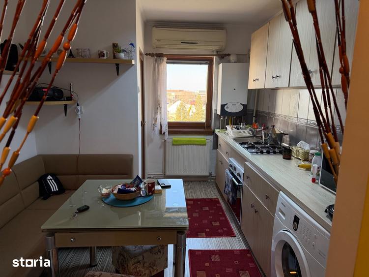 Apartament cu 2 camere decomandat în Carpați 2