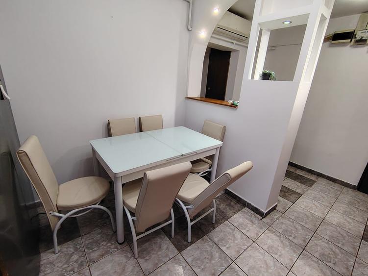 Apartament cu 2 camere decomandat în Drumul Taberei