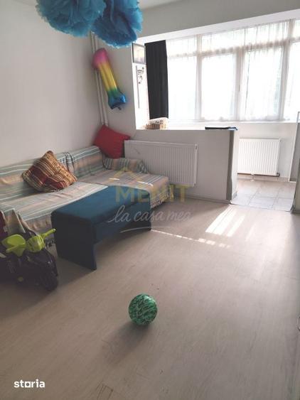 Apartament cu 2 camere decomandat, mobilat în Sud