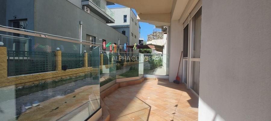 Apartament cu 3 camere, mobilat în Central