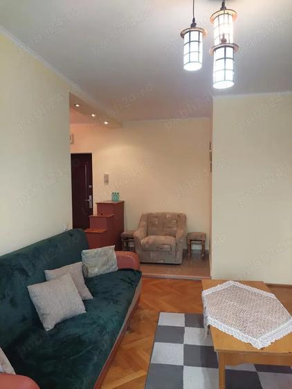 Apartament cu 2 camere decomandat în Central