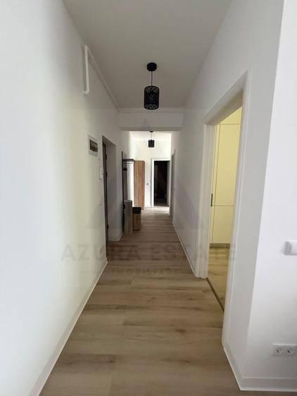 Apartament cu 3 camere decomandat, mobilat în Șelimbăr