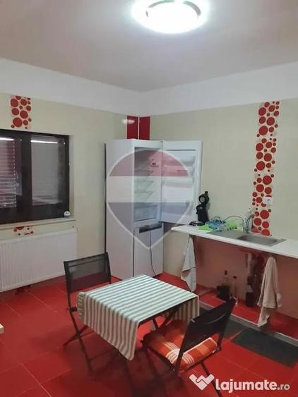 Casă cu 4 camere cu Teren 500 Mp în Mândrești-Munteni