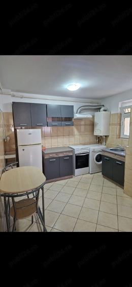 Apartament cu 2 camere decomandat în Mărăței