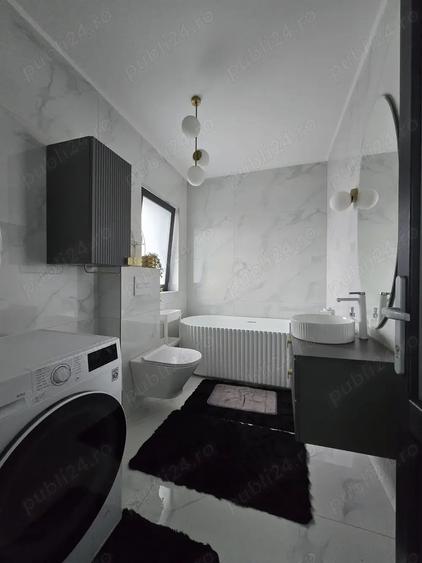 Casă cu 3 camere cu Teren 400 Mp în Central