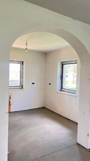 Casă individuală cu 3 camere cu Teren 600 Mp în Central