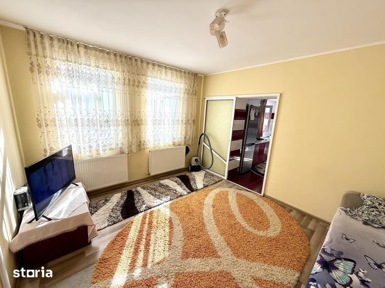 Casă cu 4 camere decomandat cu Teren 300 Mp în Gării