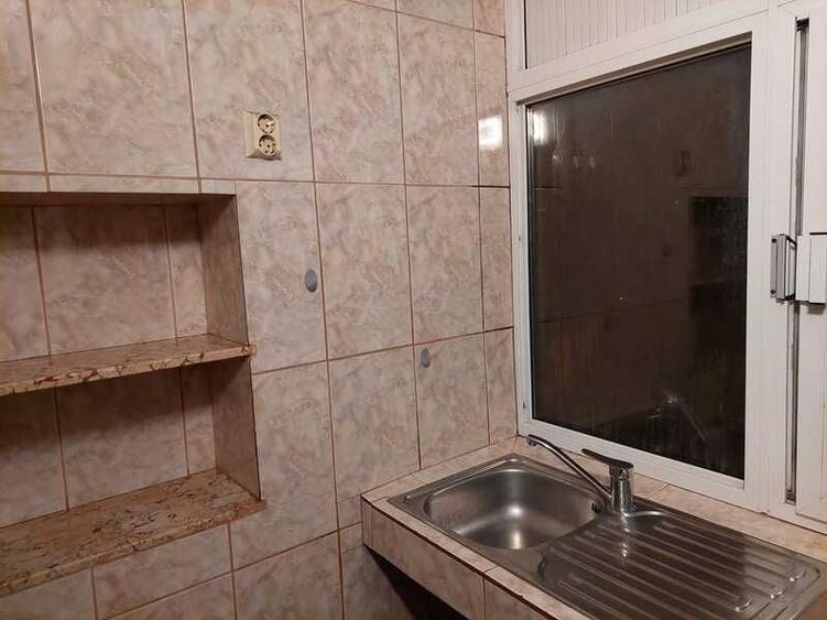 Apartament cu 2 camere decomandat în Rahova