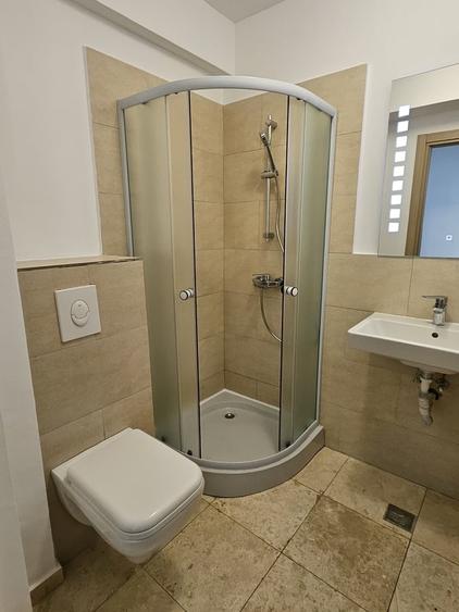 Apartament cu 3 camere decomandat în Pipera