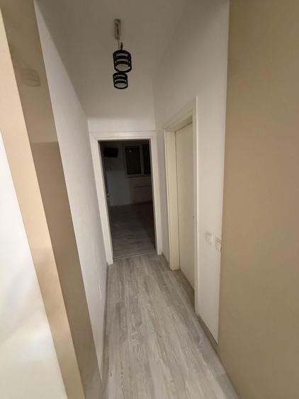 Apartament cu 3 camere decomandat în Chiajna