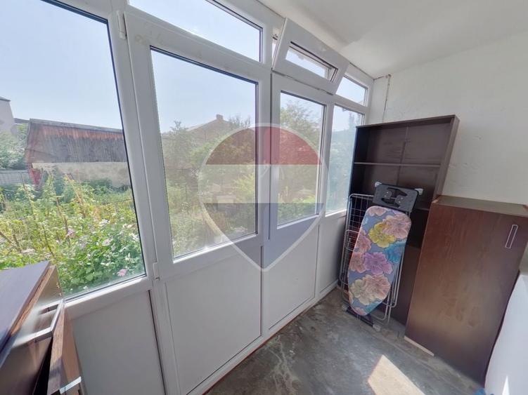 Apartament cu 2 camere decomandat, mobilat în Central
