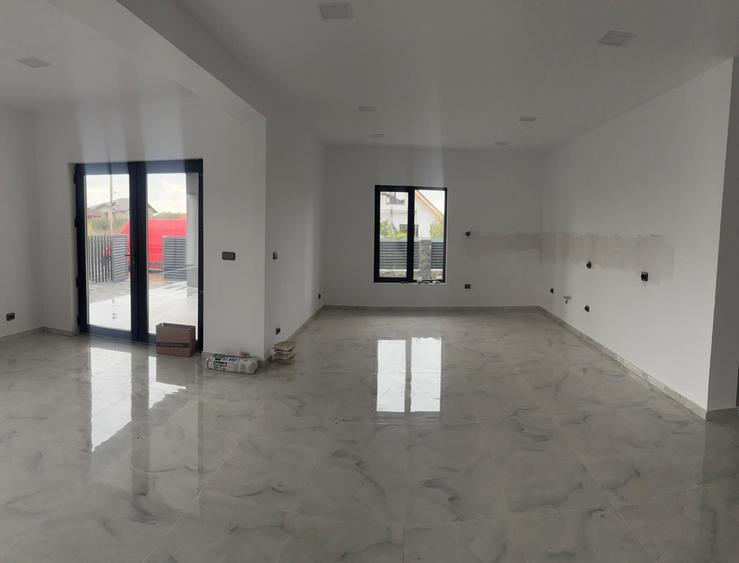 Casă individuală cu 4 camere cu Teren 500 Mp în Tărlungeni