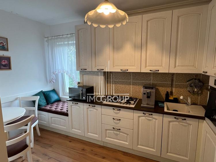 Apartament cu 3 camere decomandat, mobilat în Zorilor