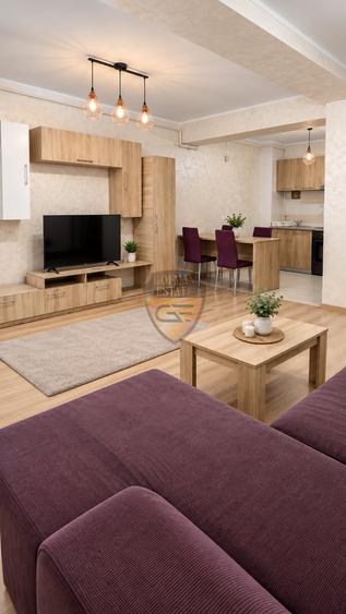 Apartament cu 2 camere decomandat, mobilat în City Park Mall