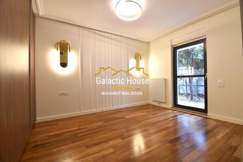 Apartament cu 4 camere decomandat, mobilat în Central