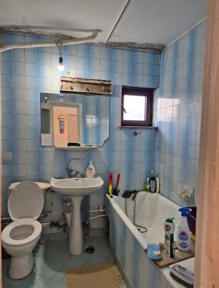 Apartament cu 3 camere decomandat în Păcurari