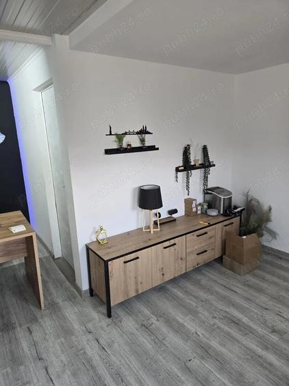 Spațiu comercial, de 10,000 mp, în Central