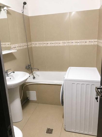 Apartament cu 2 camere semidecomandat în Giurgiului