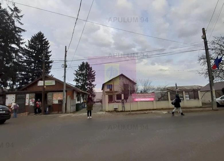 Casă cu Teren 433 Mp în 1 Decembrie
