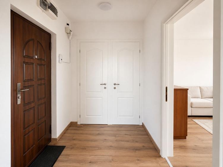 Apartament cu 3 camere circular în Drumul Taberei