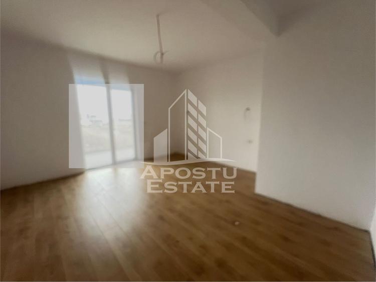 Duplex cu 4 camere cu Canalizare în Covaci