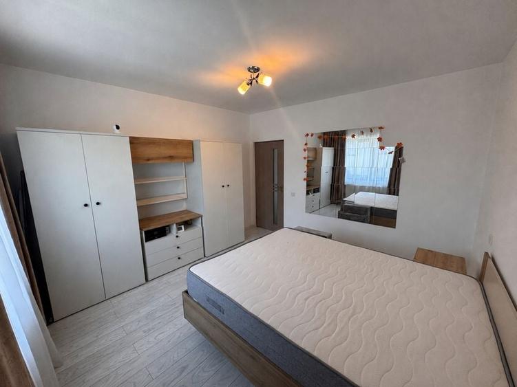 Apartament cu 2 camere decomandat în Florești