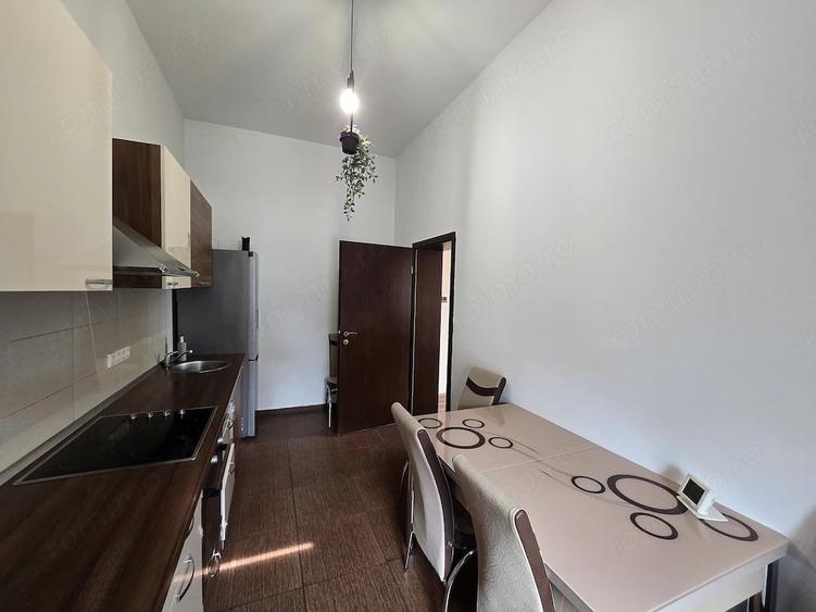 Apartament cu 2 camere semidecomandat în Dumbrăvița