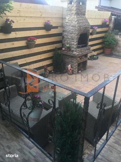 Casă cu 4 camere decomandat cu Teren 151 Mp în Central