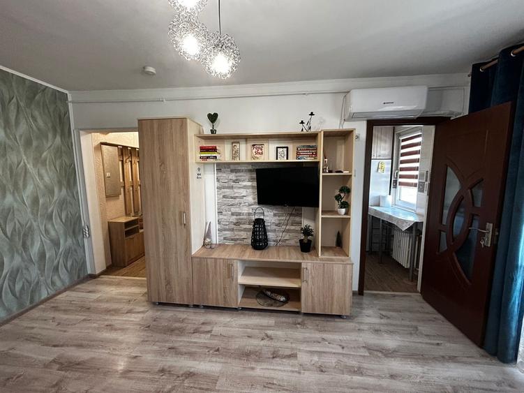 Apartament cu 2 camere nedecomandat în Sat Vacanță