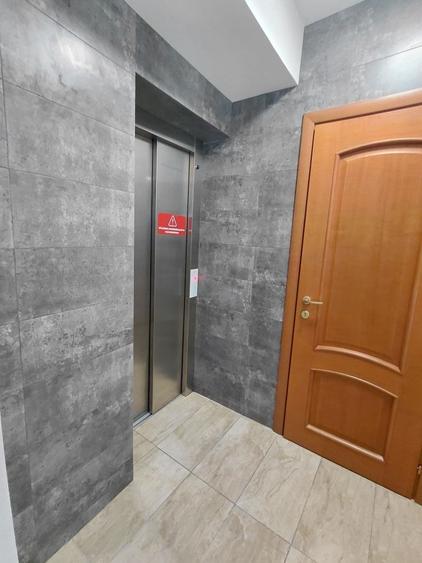 Birou, de 1,000 mp, în Grivița